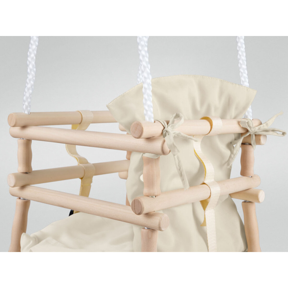 Playtive Baby Holzschaukel mit Sicherheitssitz (weiß) - B-Ware neuwertig,  16,99 € | Gartenspielgeräte