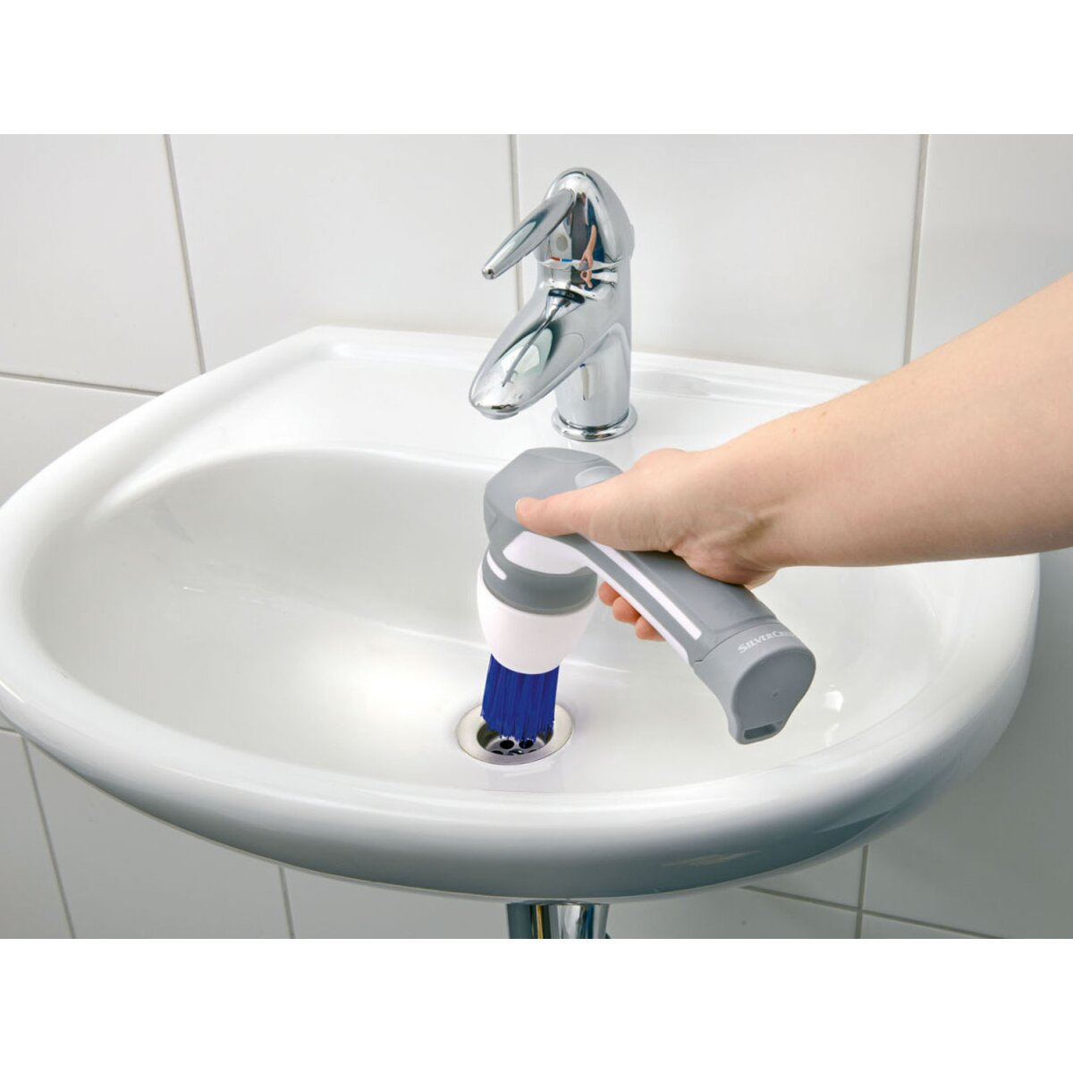 SILVERCREST® Elektrische Reinigungsbürste, mit vier Aufsätzen - B 
