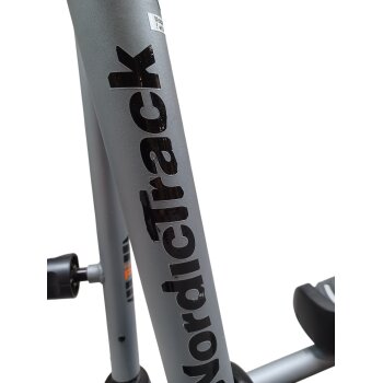 NordicTrack “SE3i” Ellipsentrainer - B-Ware Transportschaden