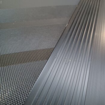 adidas Laufband Ultra T-1, klappbar, schwarz - B-Ware Transportschaden