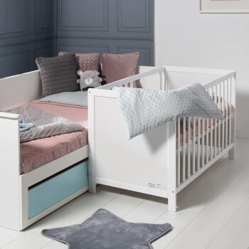 roba 2 in 1 Babybett 60 x 120 cm + Matratze - Gitter- & Beistellbett 6-fach Höhenverstellbar, Holz/weiß - B-Ware Transportschaden Kosmetisch